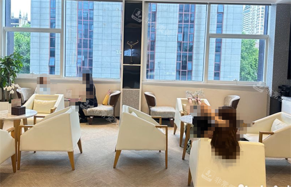 南京艺星整形休息区环境图