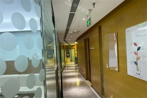 北京美憬医疗美容医院走廊