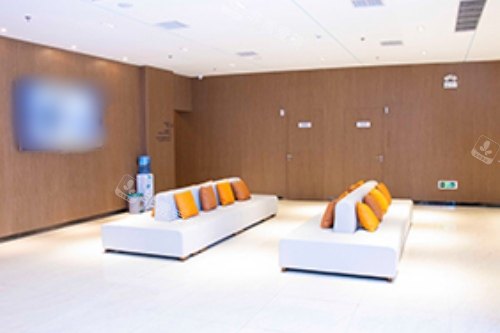 珠海希玛林顺潮眼科医院候诊区