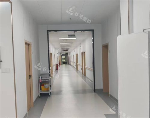 广州东方医院疤痕科走廊