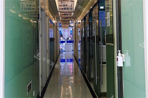 南昌摩尔真桥口腔走廊环境