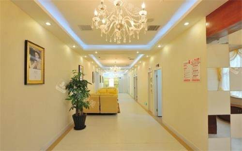 深圳瑞芙臣整形过道环境图