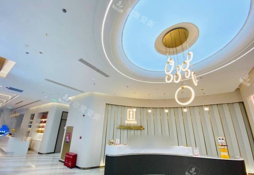 深圳婳美整形前台吊灯示意图