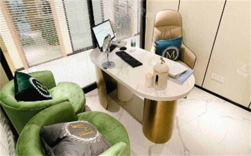 上海鹏爱医疗美容门诊部商谈室