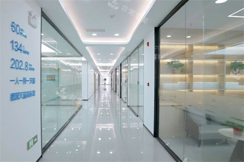 嘉兴桐乡雅贝恩口腔走廊