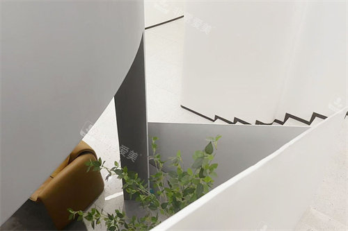 杭州贝佳齿科楼梯间