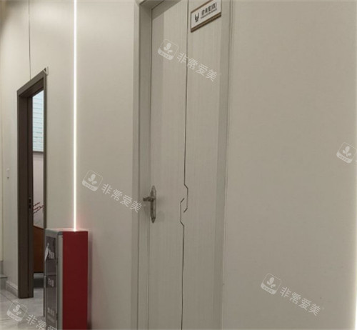 广州菲思植发医院面诊室入口