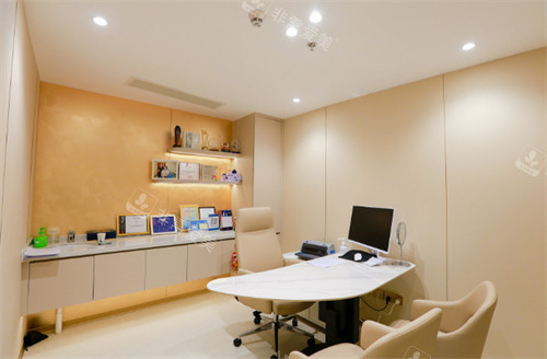 深圳富华医疗美容医院面诊室