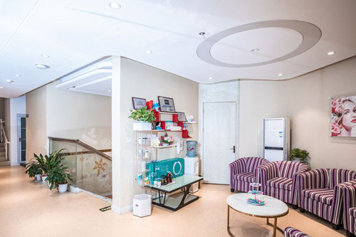 武汉珍妮医疗美容二楼环境图