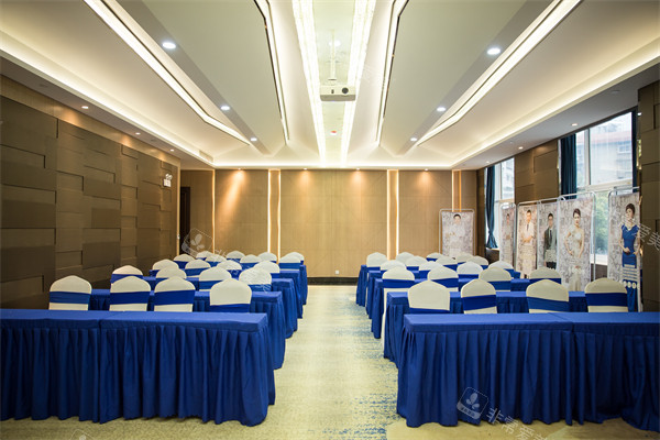 武汉恩吉娜中爱医疗美容内部环境一角