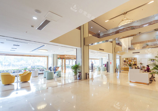 苏州紫馨美容医院的大厅