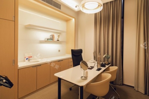 湖州曙光整形面诊室