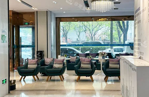 苏州紫馨美容医院大厅休息区