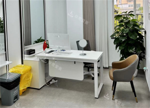 溫州青禾植發(fā)面診室 溫州青禾植發(fā)面診室