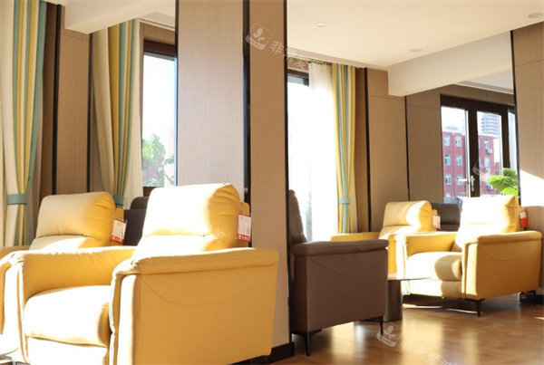 潍坊天宏医疗美容等候区环境