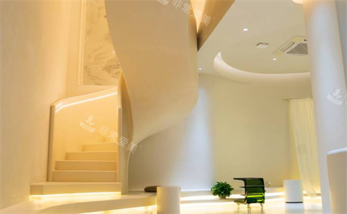 杭州芳华整形大厅环境