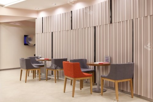 韩国THE整形外科候诊区 韩国THE整形外科候诊区