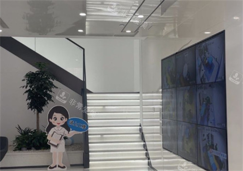 成都雍禾植发楼梯口