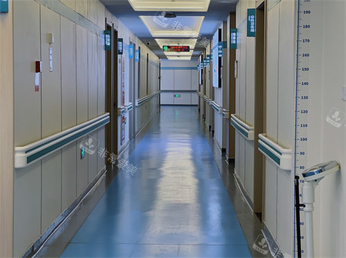 南通文慈眼科医院走廊