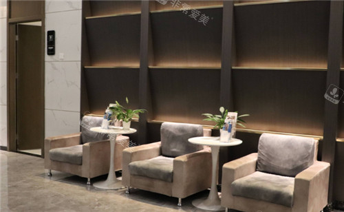 天津中诺口腔休息等候区环境