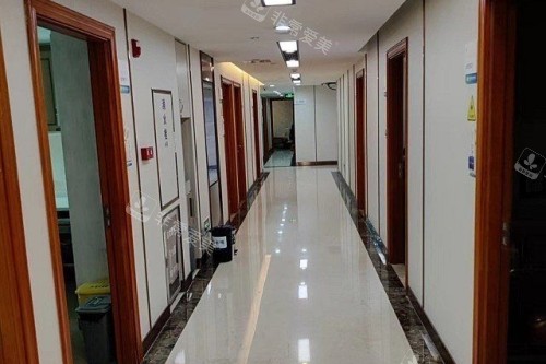 广州曙光医学美容医院诊室