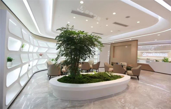 广州中家医家庭医生医疗美容门诊部内部陈设