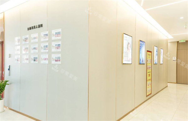 宜兴金铂利口腔内部走廊