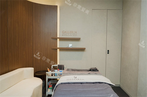 印尼凯丽雅·琳皮肤科医院治疗室