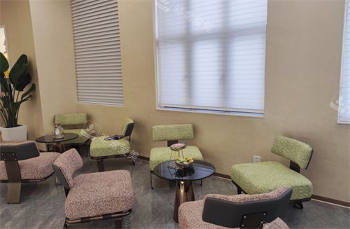 成都华生铂悦整形休息区