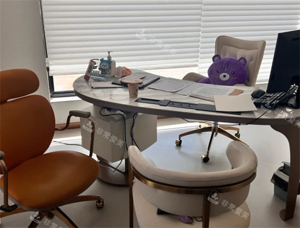 哈尔滨星面孔医疗美容医院面诊区