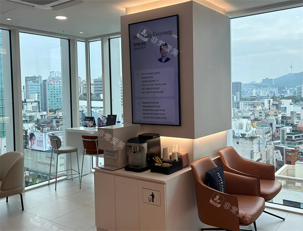 韩国百分之一整形外科室内环境图