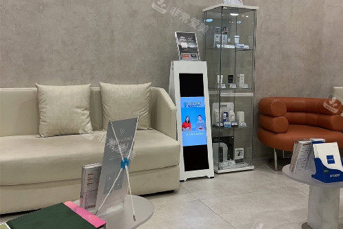 韩国baid皮肤科等候区