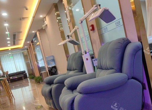 北京碧莲盛植发内部一角