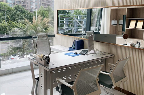 佛山碧莲盛植发面诊室