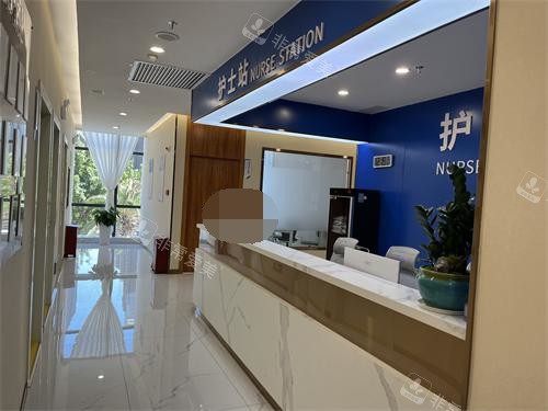 佛山碧莲盛植发护士站