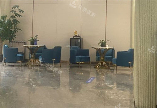 福州碧莲盛植发大厅图片