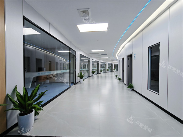 肇庆麦芽联城口腔走廊一角