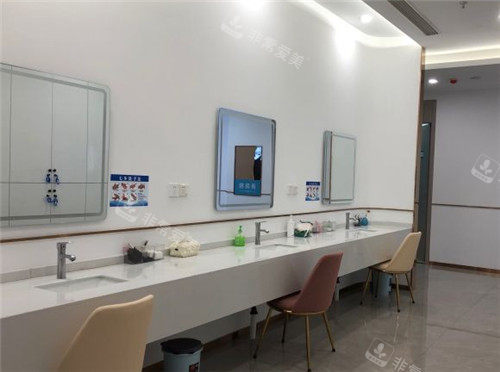 重庆爱思特整形环境