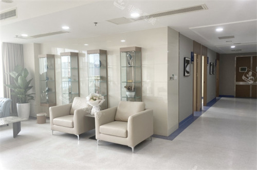 四川现代整形等待区