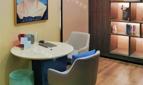 北京加减美整形诊室休息区