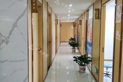 吉安仁心口腔医院走廊
