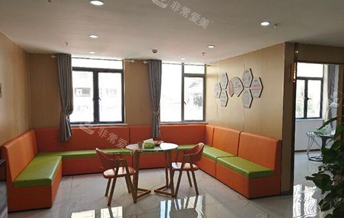 吉安仁心口腔大厅图展示