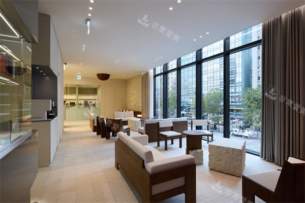 韩国佩舒皮肤科官网，...