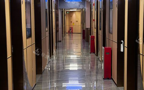 广州维伊医疗美容走廊环境图