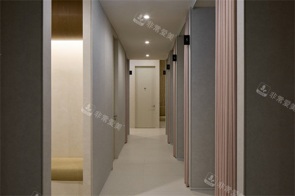 韩国佩舒皮肤科走廊