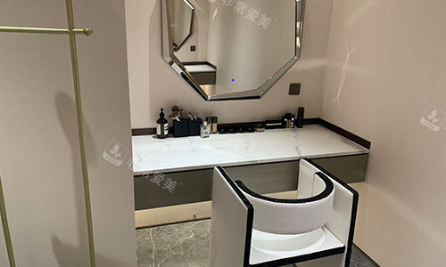 上海唯专整形医院补妆区