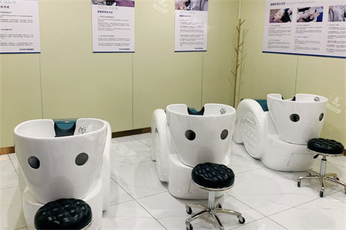 佛山碧莲盛植发洗护室