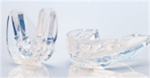 儿童早期矫正罗慕矫正器图