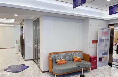 湖北武汉江城整形外科医院接待区