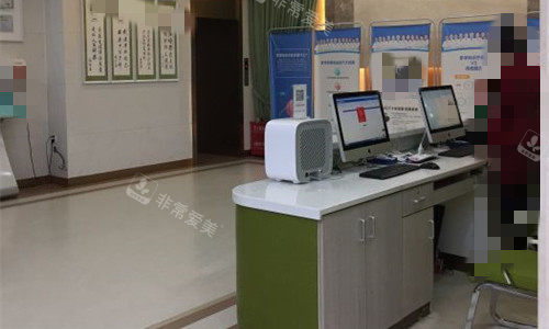 成都九龙医院导医台